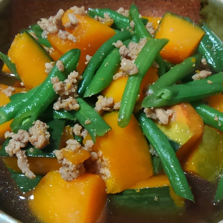 かぼちゃとひき肉といんげんの煮物＊